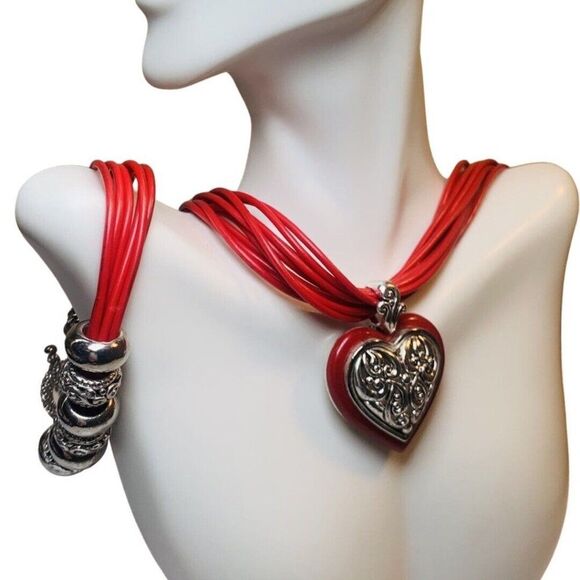 Vintage Red Paisley Swirl Heart Pendant Silver Statement Necklace Bracelet Set - Picture 2 of 6